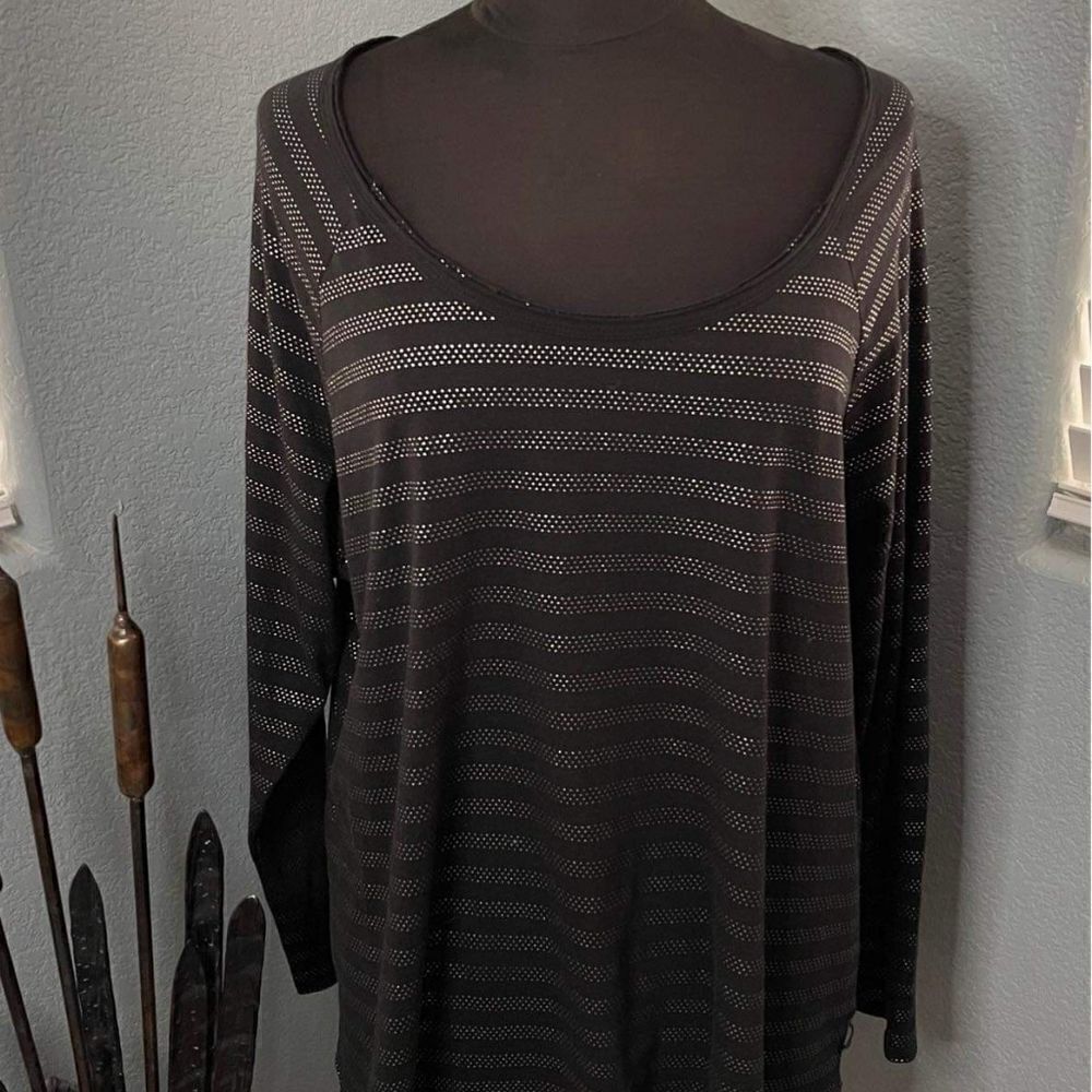 Seven 7 Luxe Women's Plus Size 18/20 Long Sleeve Black and Silver Bling Stripe